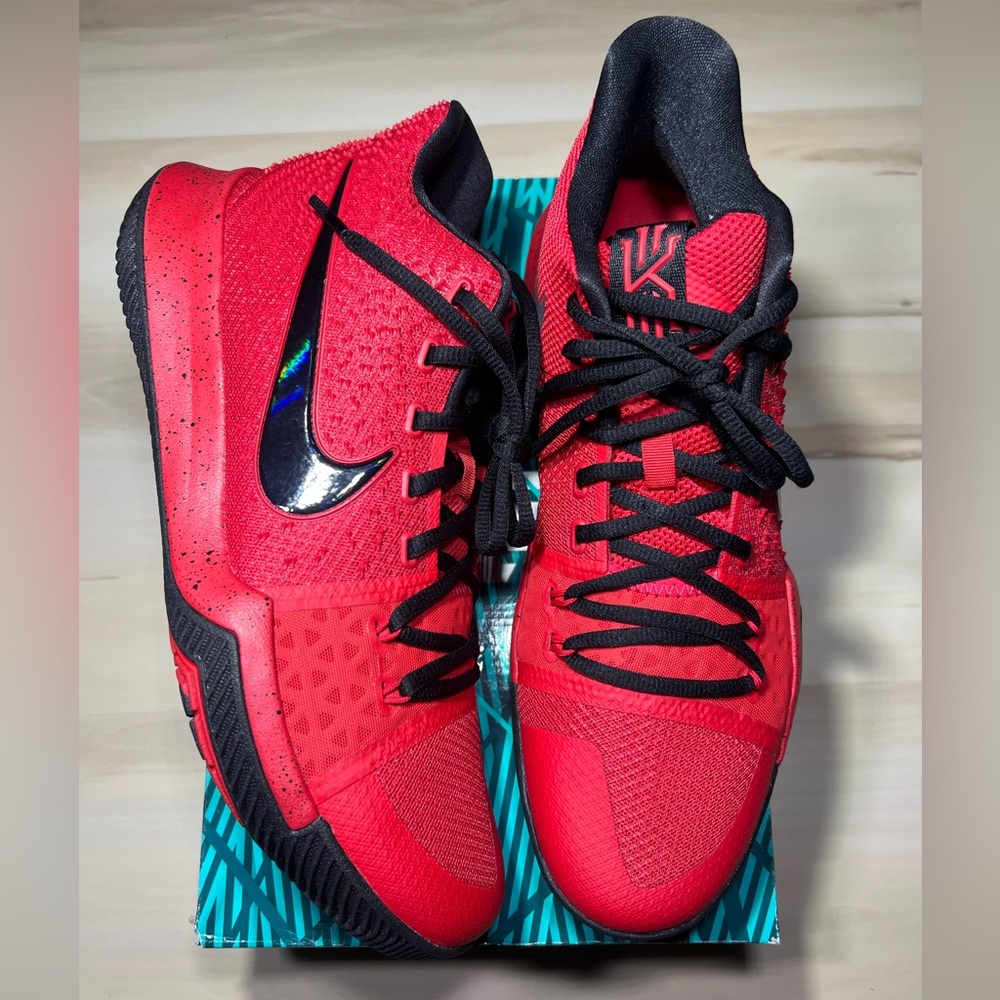 Nike Kyrie 3 Candy Apple Red Size 11 Men’s SKU 852395600 Ds Og All Brand New